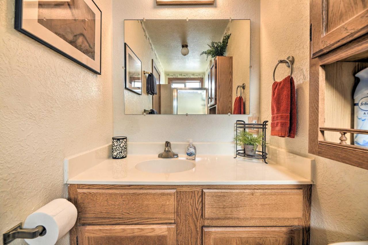 Rustic Village Lake Cabin Escape With Deck And Grill! Pagosa Springs Luaran gambar